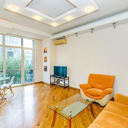 Boulevard Apartment By Baku Housing Exteriör bild