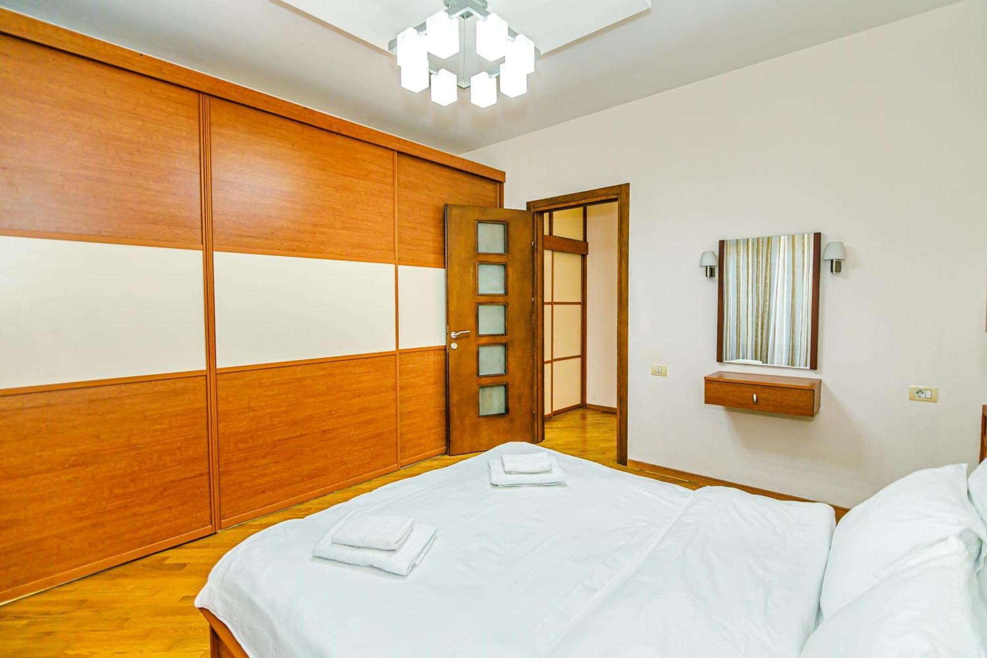 Boulevard Apartment By Baku Housing Exteriör bild